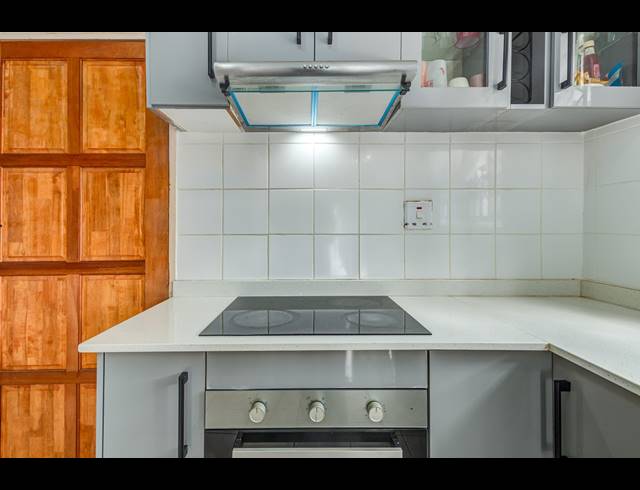 3 BEDROOM FREEHOLD FOR SALE IN COSMO CITY